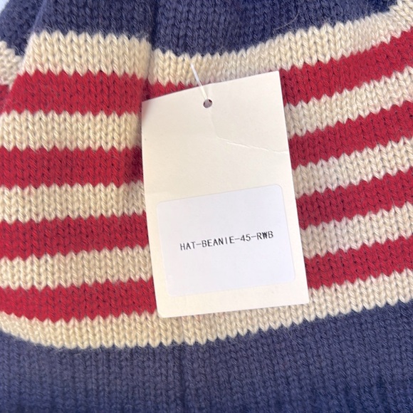 NWT PRESIDENT TRUMP 45TH PRESIDENT BEAUTIFUL UNISEX BEANIE. - Picture 4 of 6